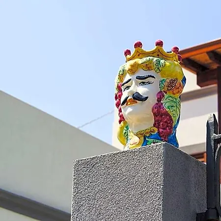 Le 7 Sorelle Lägenhetshotell Lipari (Isola Lipari)