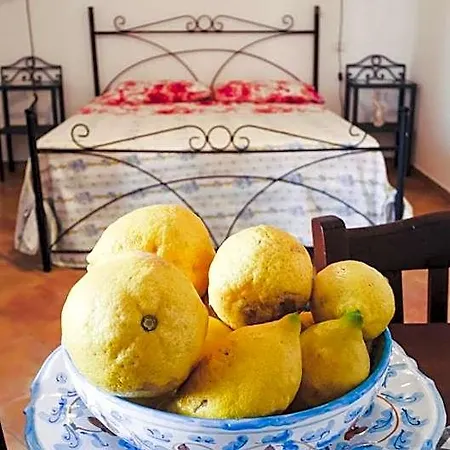 Le 7 Sorelle Lägenhetshotell Lipari (Isola Lipari)